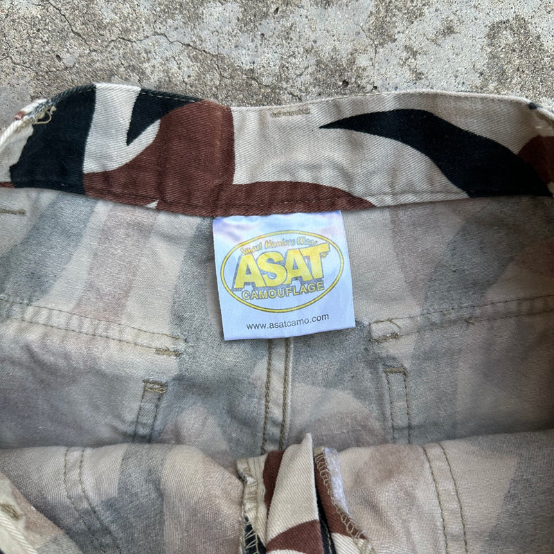 1990’s ASAT Tribal Camo Hunting Pants 28” Waist