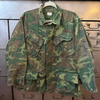 1970’s Vietnam War ERDL Camo Jungle Jacket Medium Short