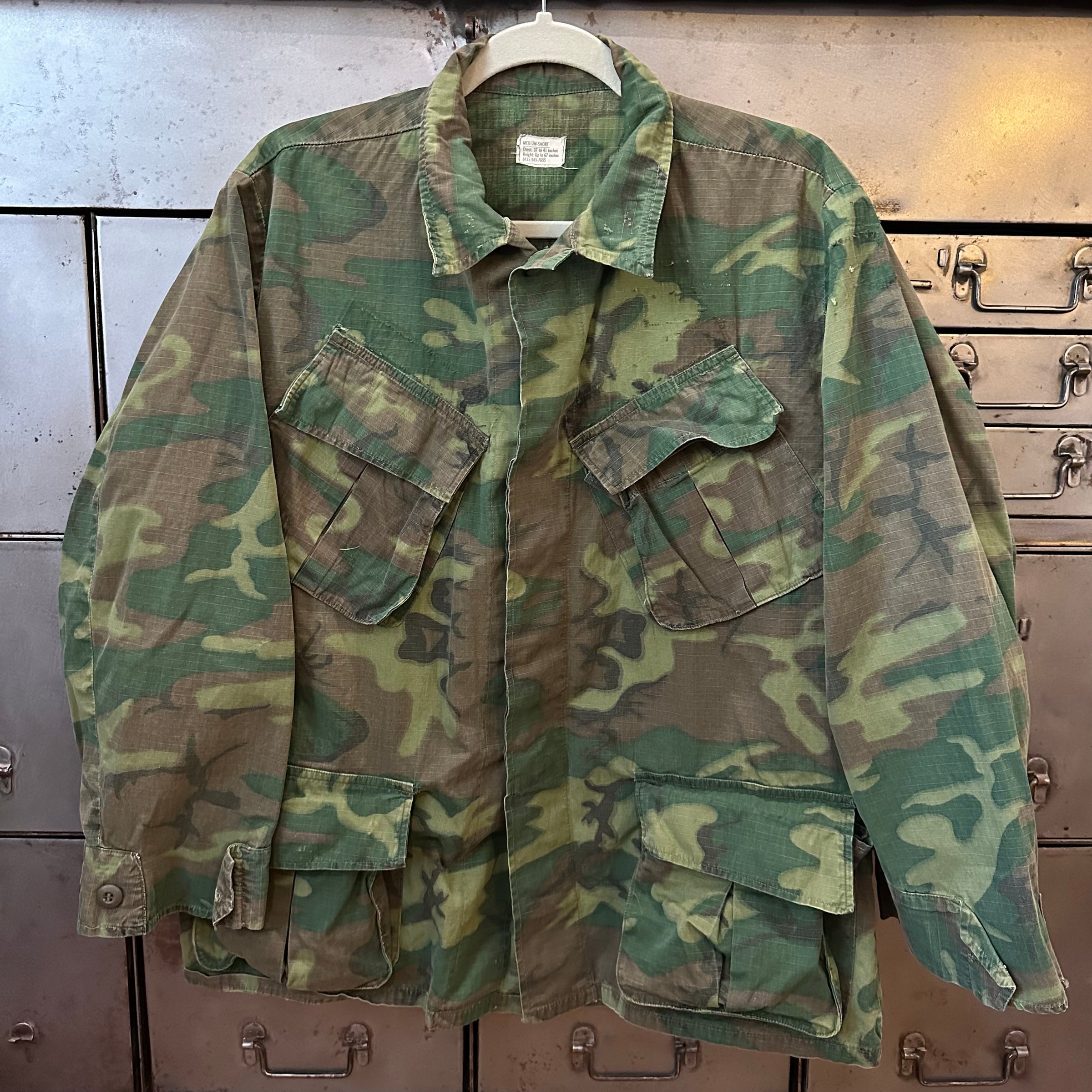 1970’s Vietnam War ERDL Camo Jungle Jacket Medium Short
