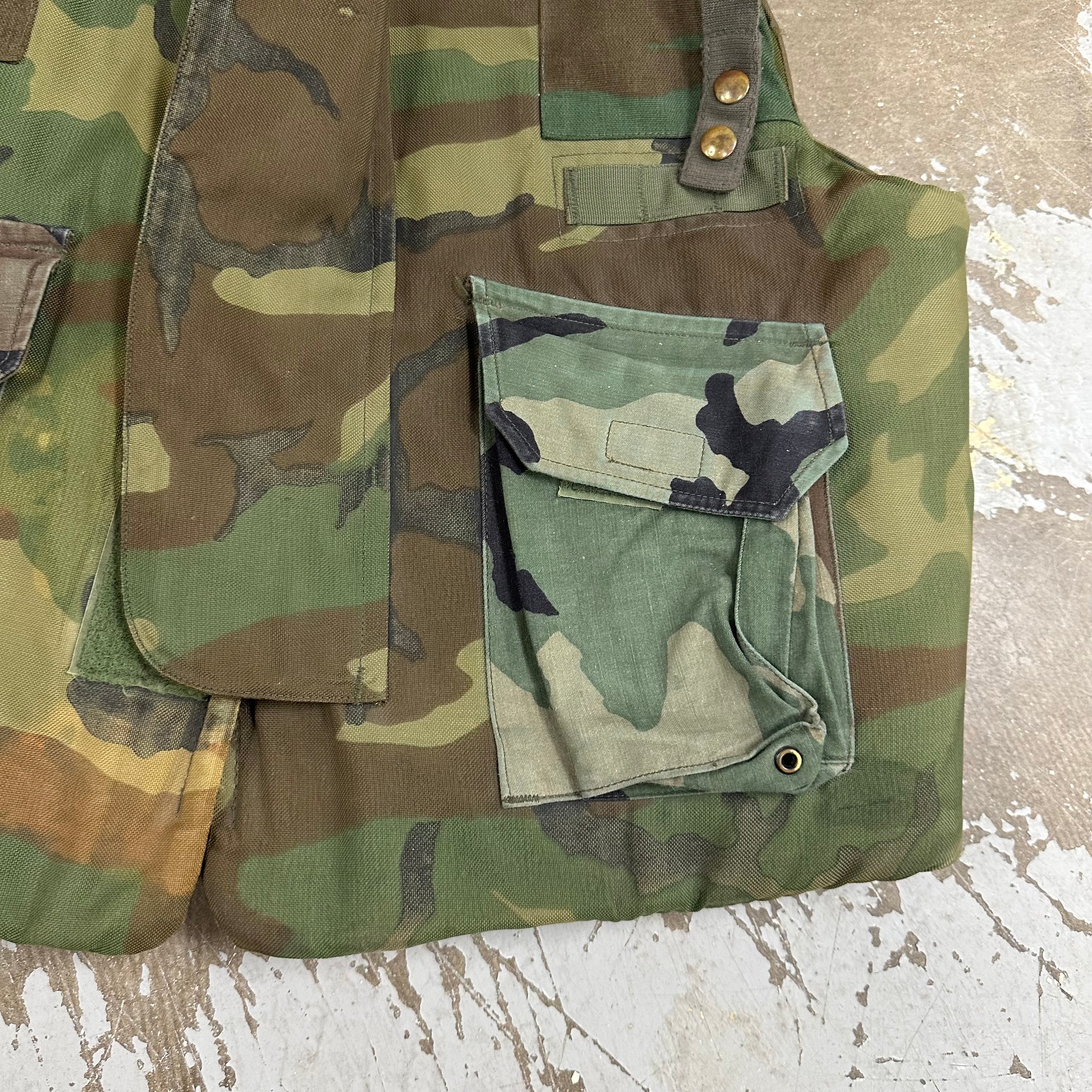 1980’s US Army Woodland Camo M81 PASGT Flak Vest Large