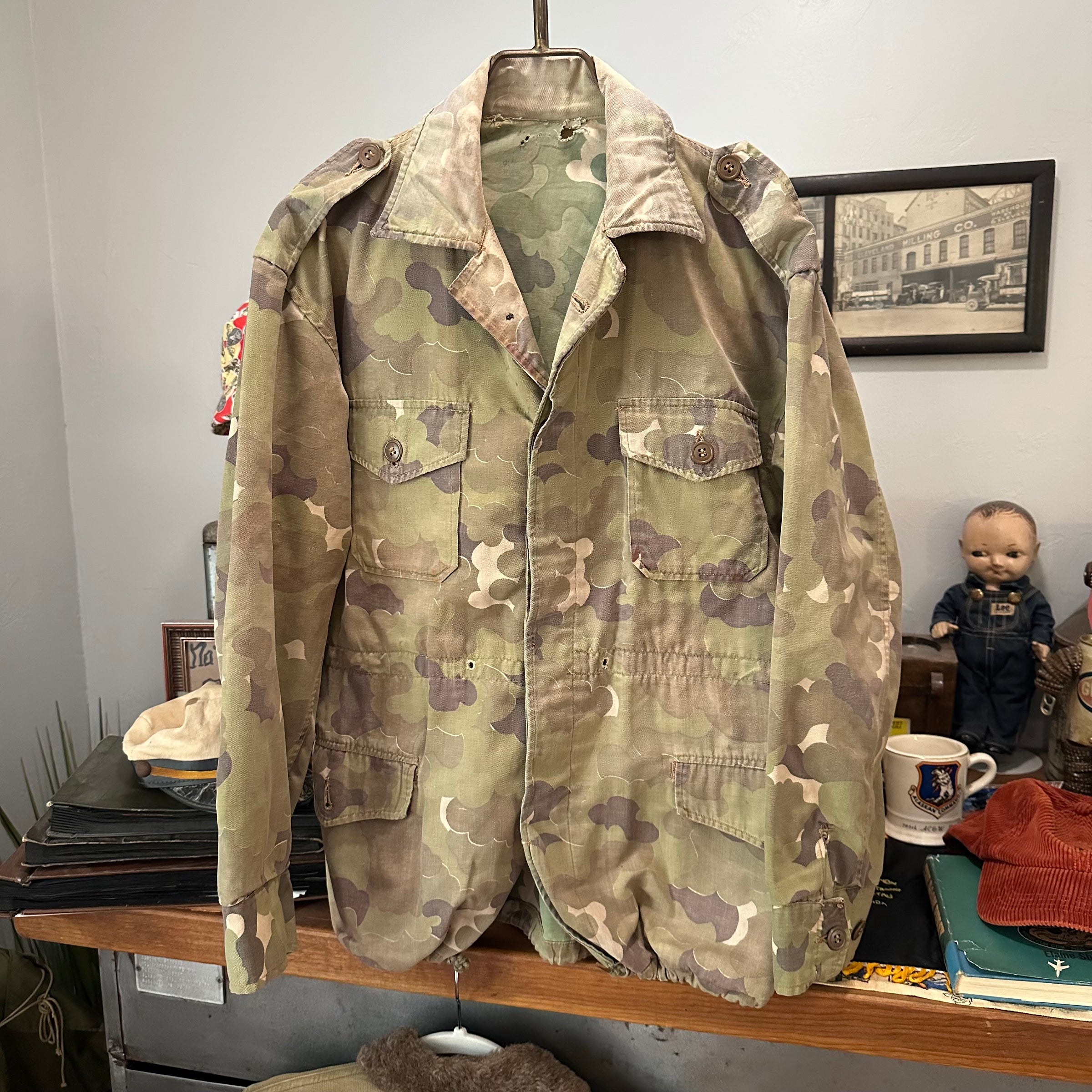 1960’s/70’s Vietnam War ARVN NPFF/CSDC Cloud Camo Field Jacket