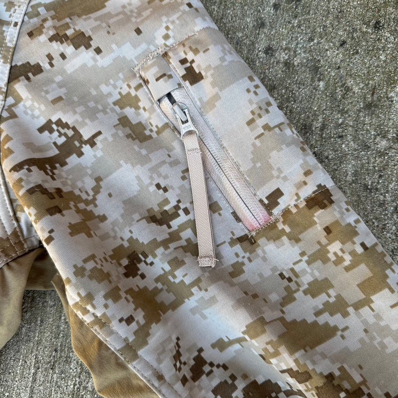 2000’s USMC MARPAT Combat Desert Jacket Large