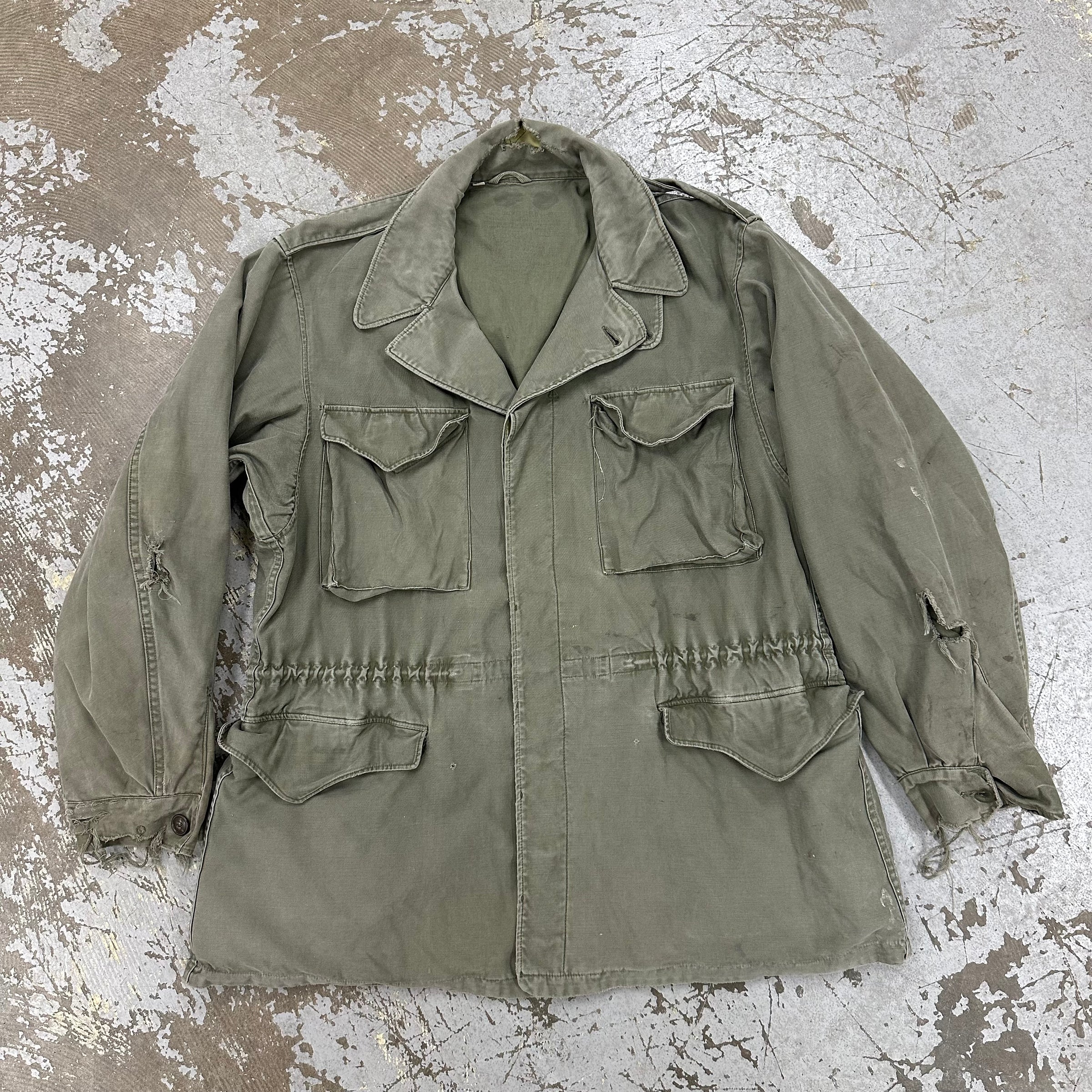 1940’s WWII Thrashed M-43 Field Jacket Size 42L