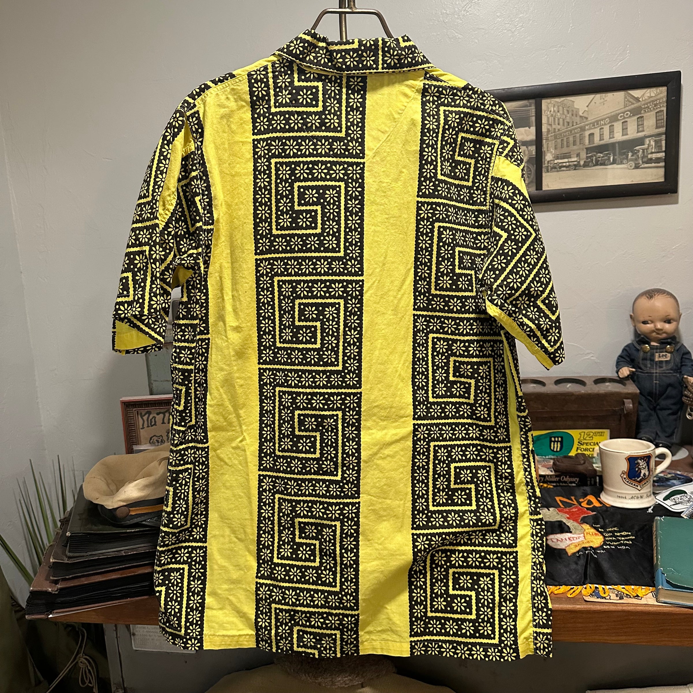 1960’s Club Lounger by Weldon Cotton Cabana Style Shirt 22” Chest