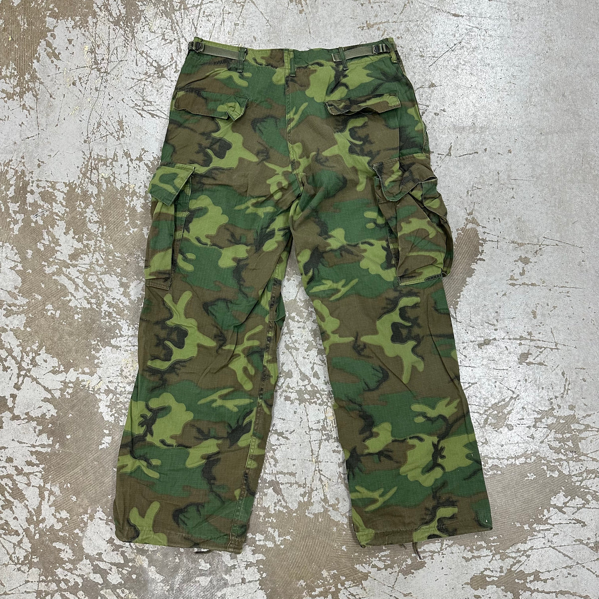 1960’s Mint Vietnam War ERDL Camo Ripstop Jungle Pants Medium Short