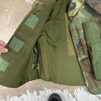 1980’s US Army Woodland Camo M81 PASGT Flak Vest Large