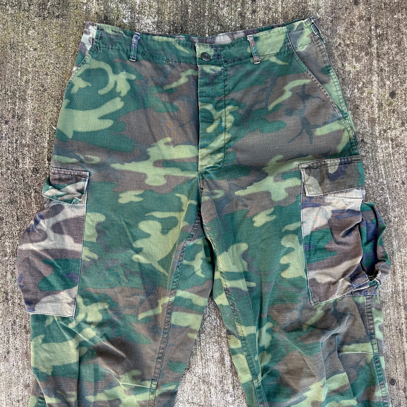 1970’s Multi-Tone “Clown” Camo ERDL/Woodland RDF Jungle Pants Medium Long