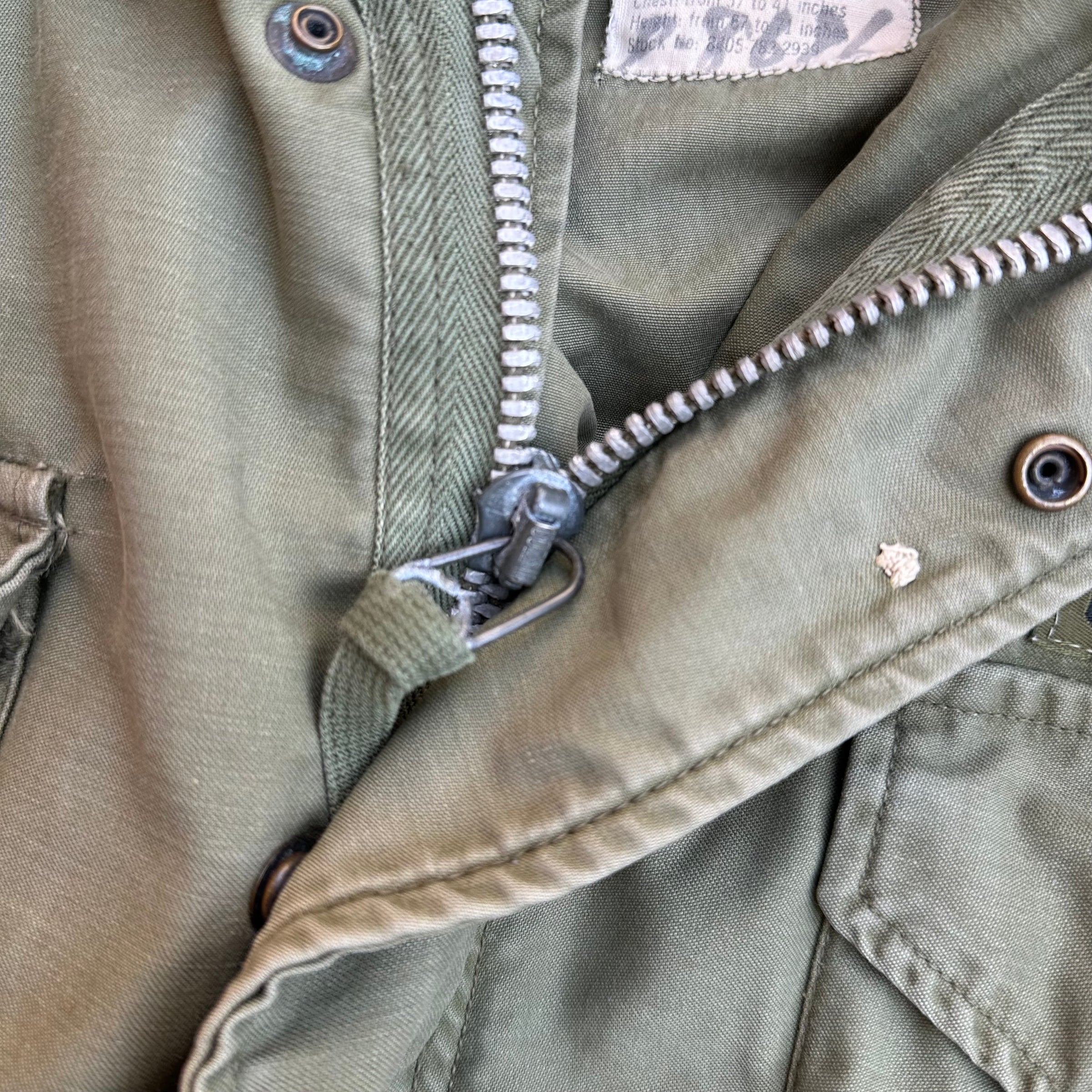 1960’s Vietnam War First Pattern M-65 Field Jacket Medium Regular
