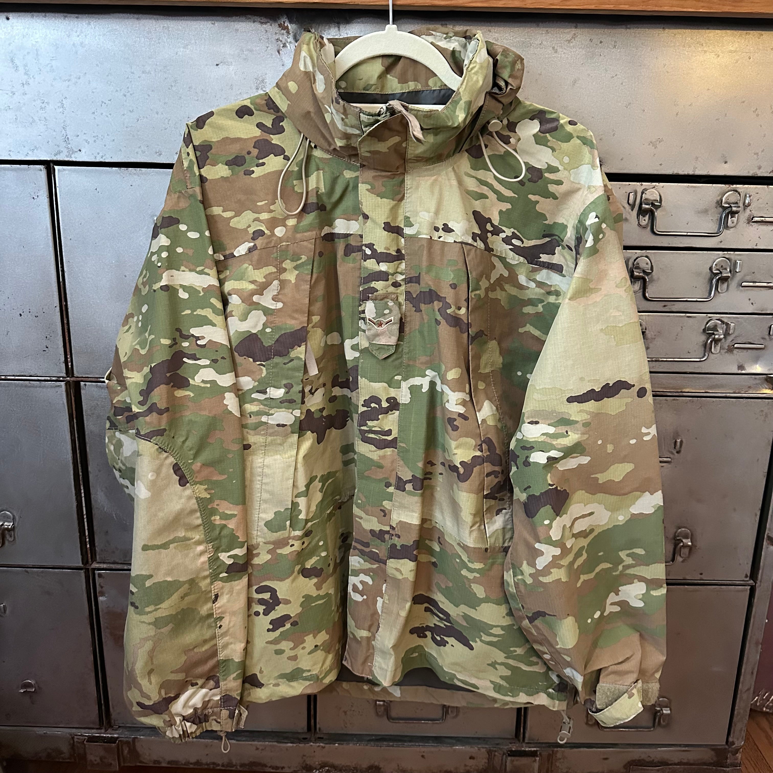 US Army ECWCS Gen III Level 6 Extreme Cold/Wet Weather Jacket