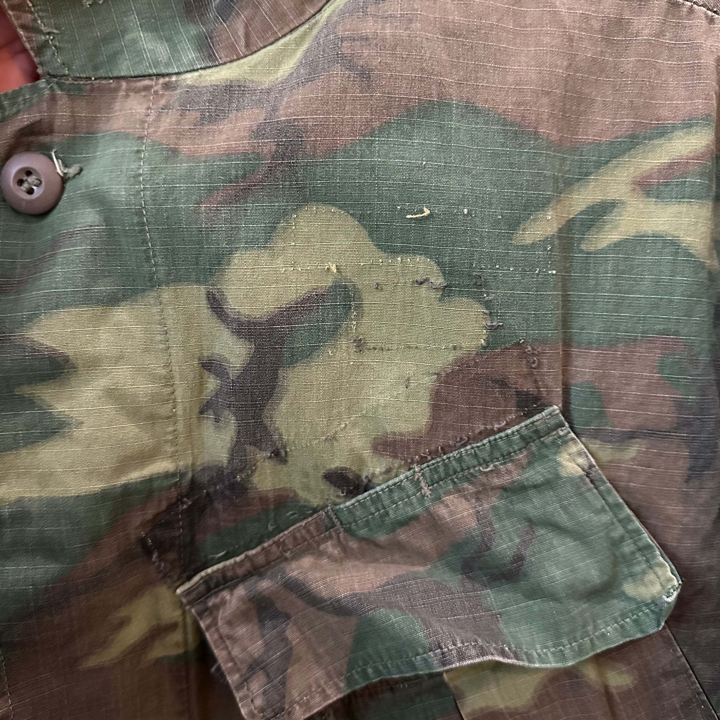 1970’s Vietnam War ERDL Camo Jungle Jacket Medium Short
