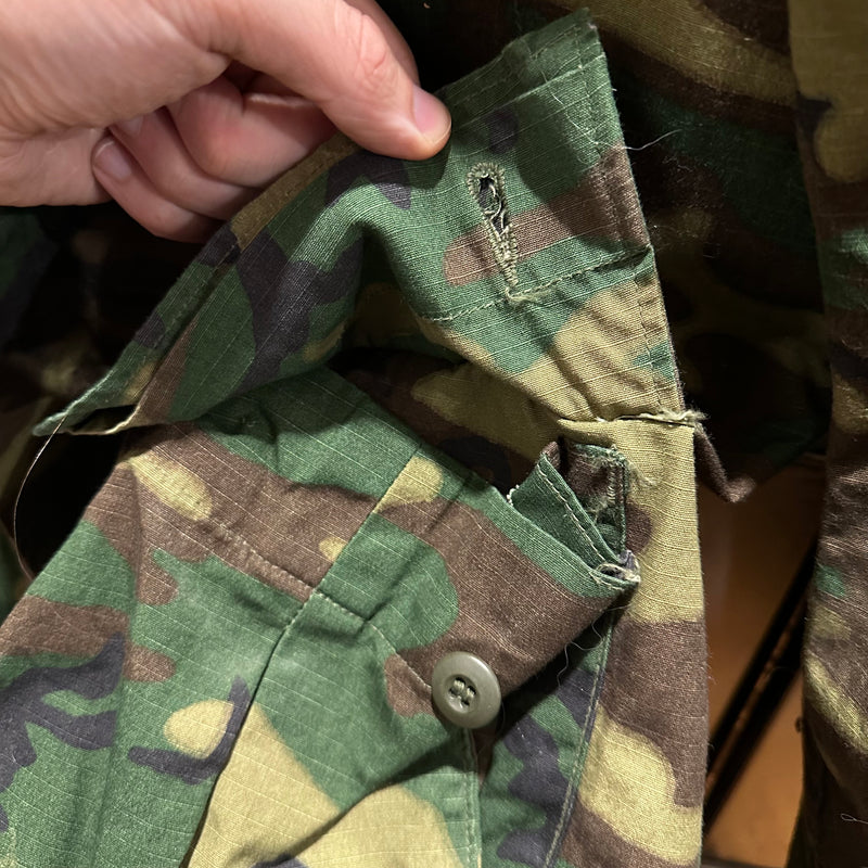 1960’s Deadstock/Mint Brown Dom ERDL Camo Jungle Jacket Medium Long