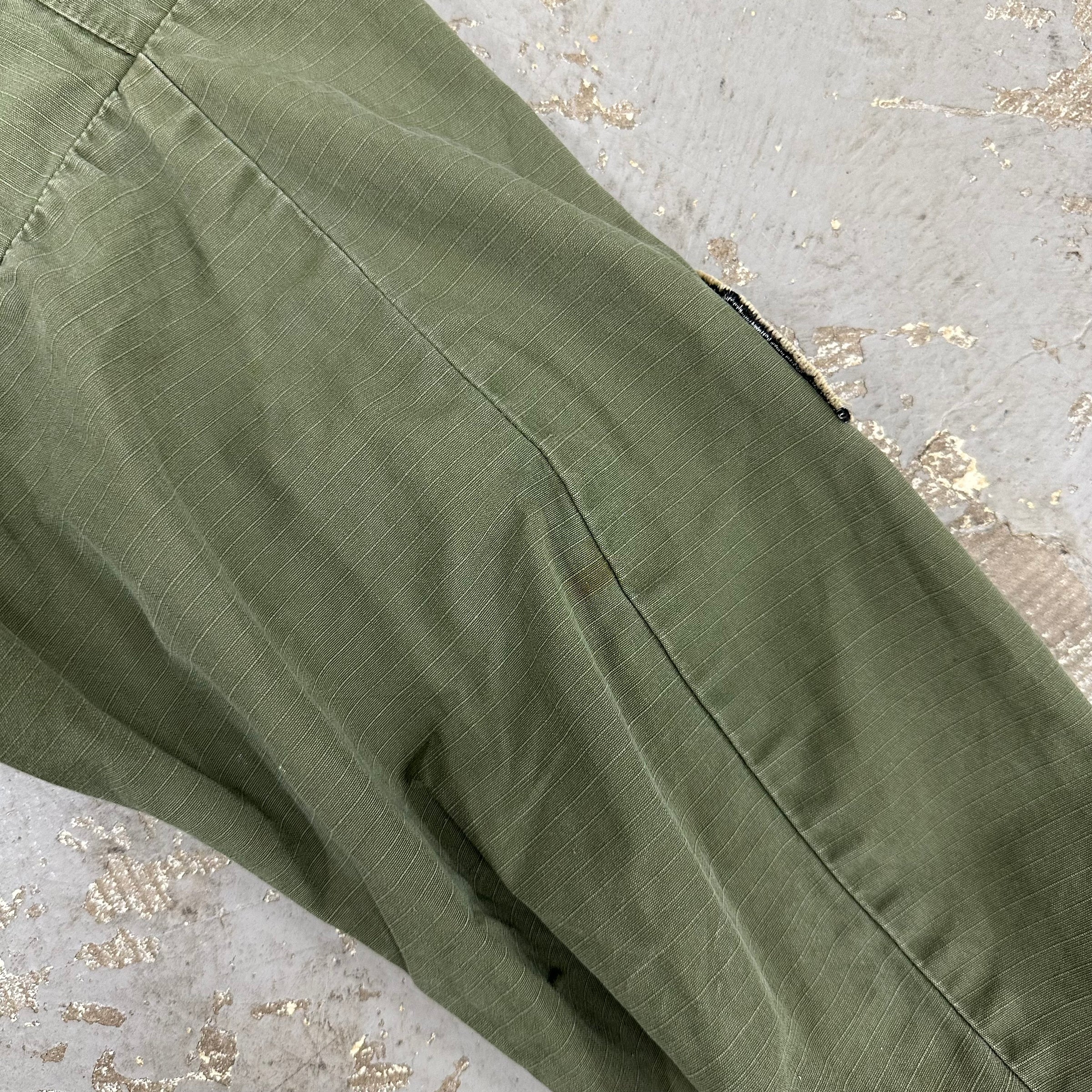 1960’s Vietnam War Patched 1st Cavalry Ripstop Jungle Jacket with CIB Small Short