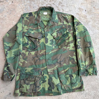 1960’s Brown Dominant ERDL Camo Jungle Jacket Small Regular