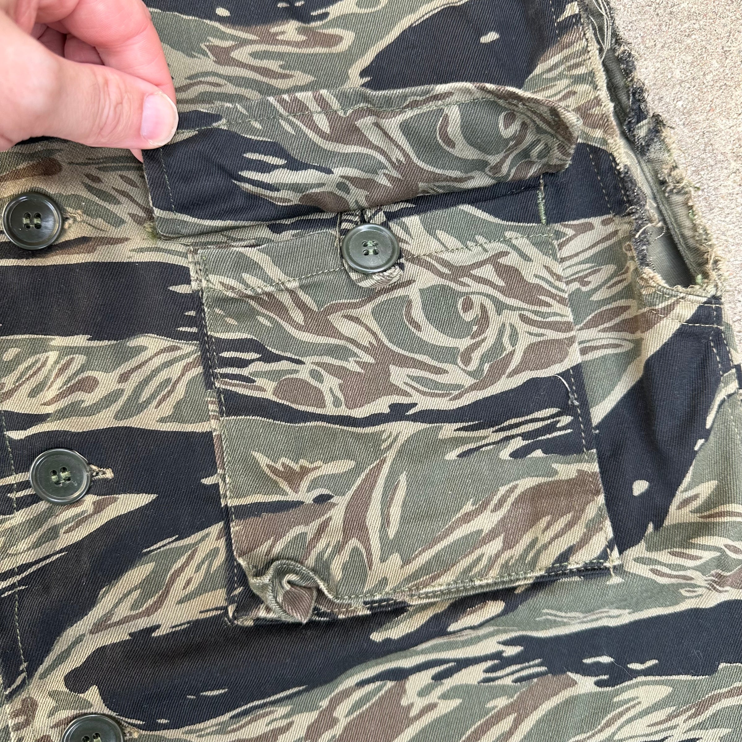 1960’s Vietnam War Silver Tiger Stripe Sleeveless Shirt Size A-M