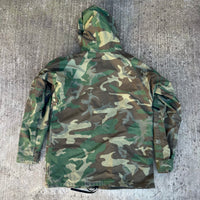 1990’s US Army ECWCS Woodland Camo Gore-Tex Parka Medium Long