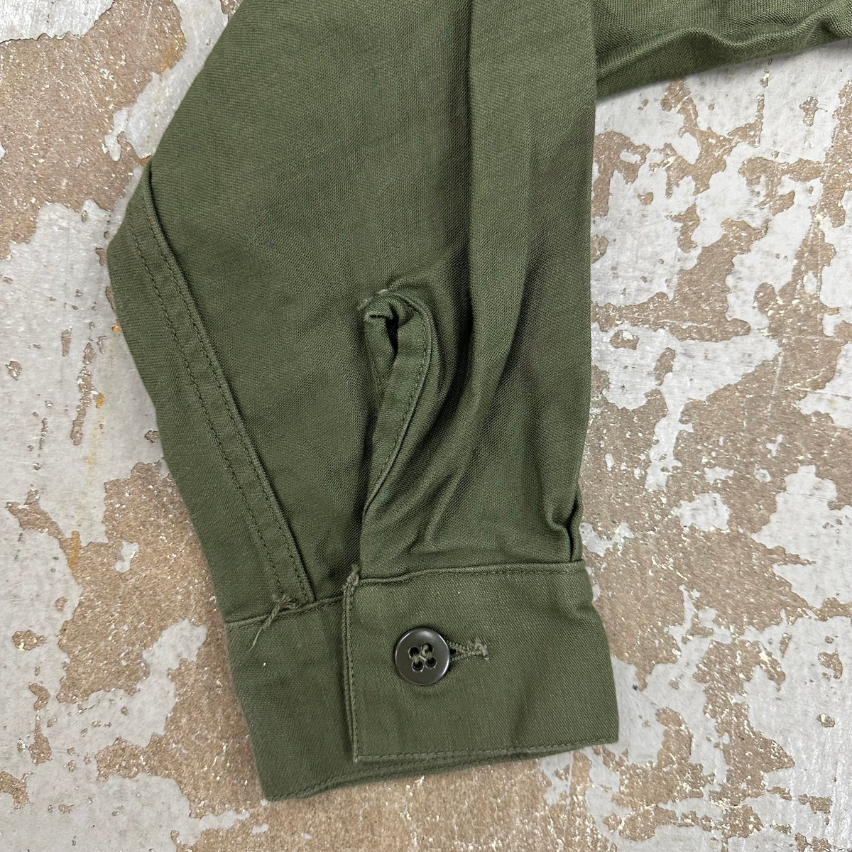 1960’s Mint USMC P-56 Utility Shirt Size 38