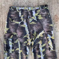 1980’s/90’s Game Tracker Tree Cover Camo Hunting Pants 29” - 33” x 29”