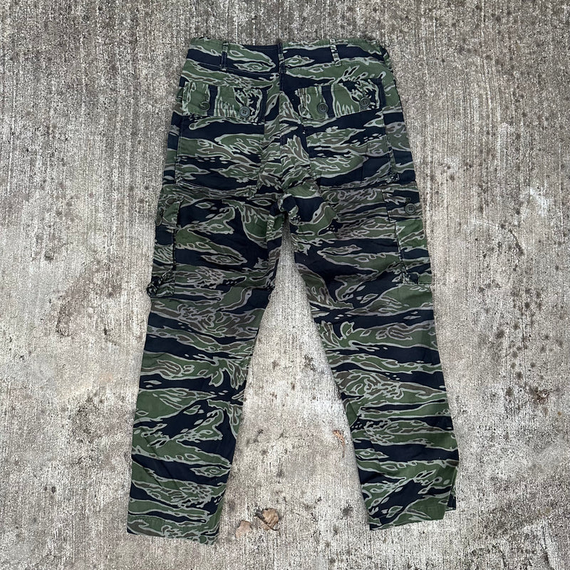 1960’s/70’s Late War Tiger Stripe Camo Pants 29” Waist