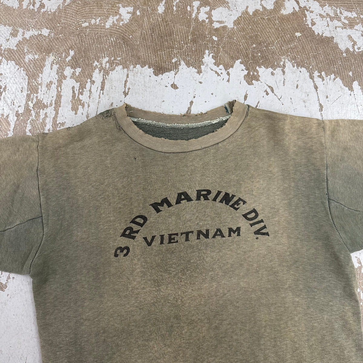 1960’s Vietnam War 3rd Marine Division Cut Off Sweatshirt Medium