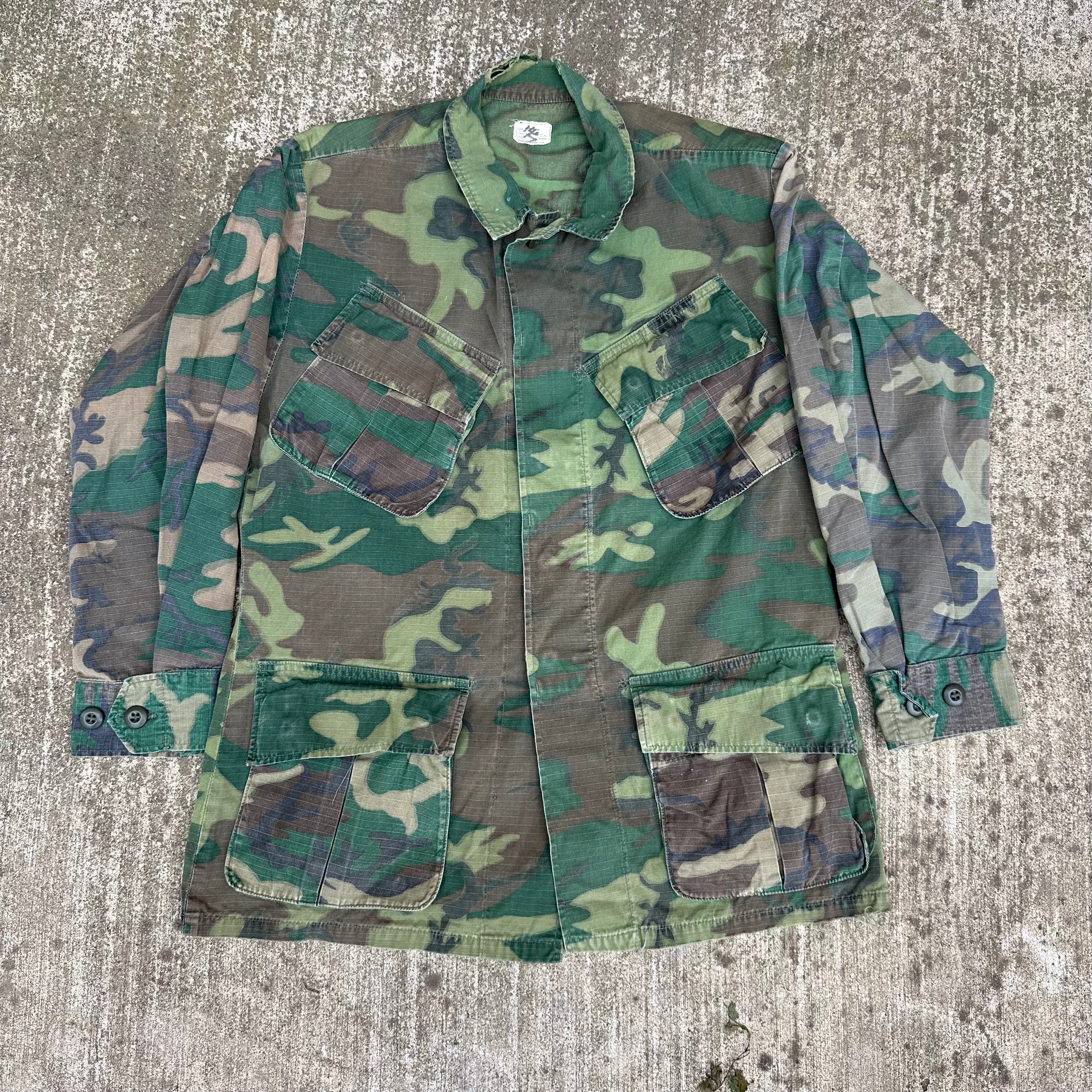 1960’s ERDL Clown Camo Jungle Jacket Small Short