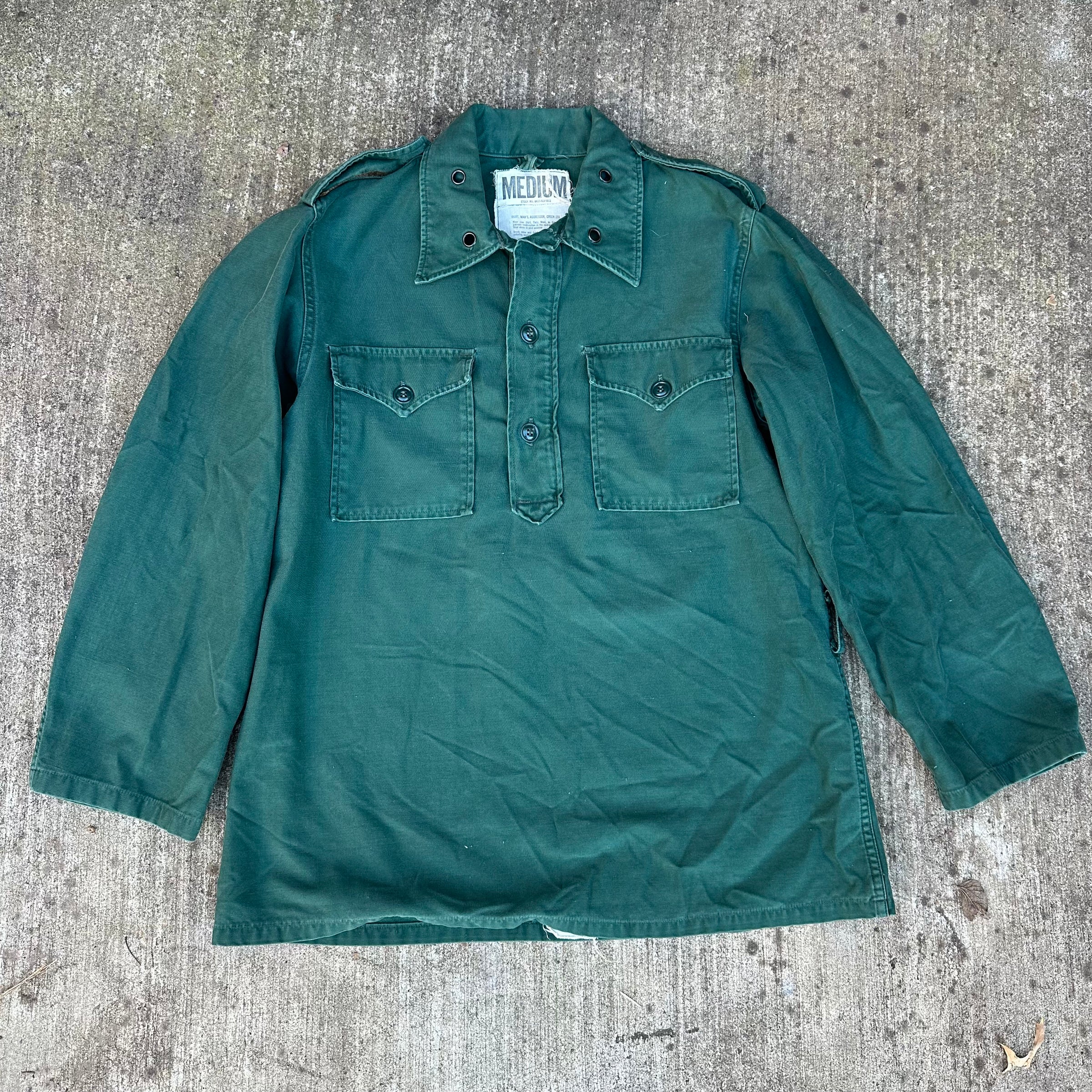 1960’s US Army Aggressor Shade 255 Pullover Shirt Medium