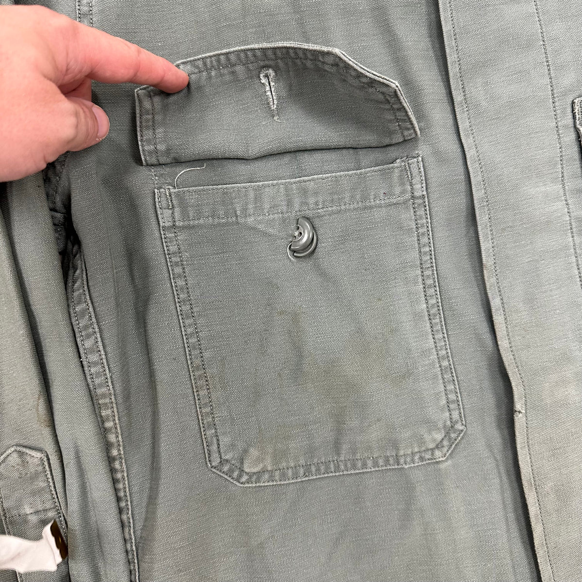 1960’s USAF Sage Green Utility Shirt Small