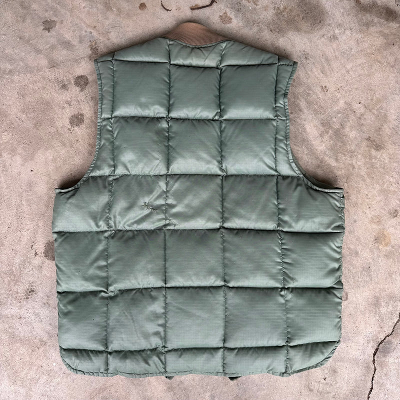 1970’s Eddie Bauer Sage Green Down Puffer Vest Medium