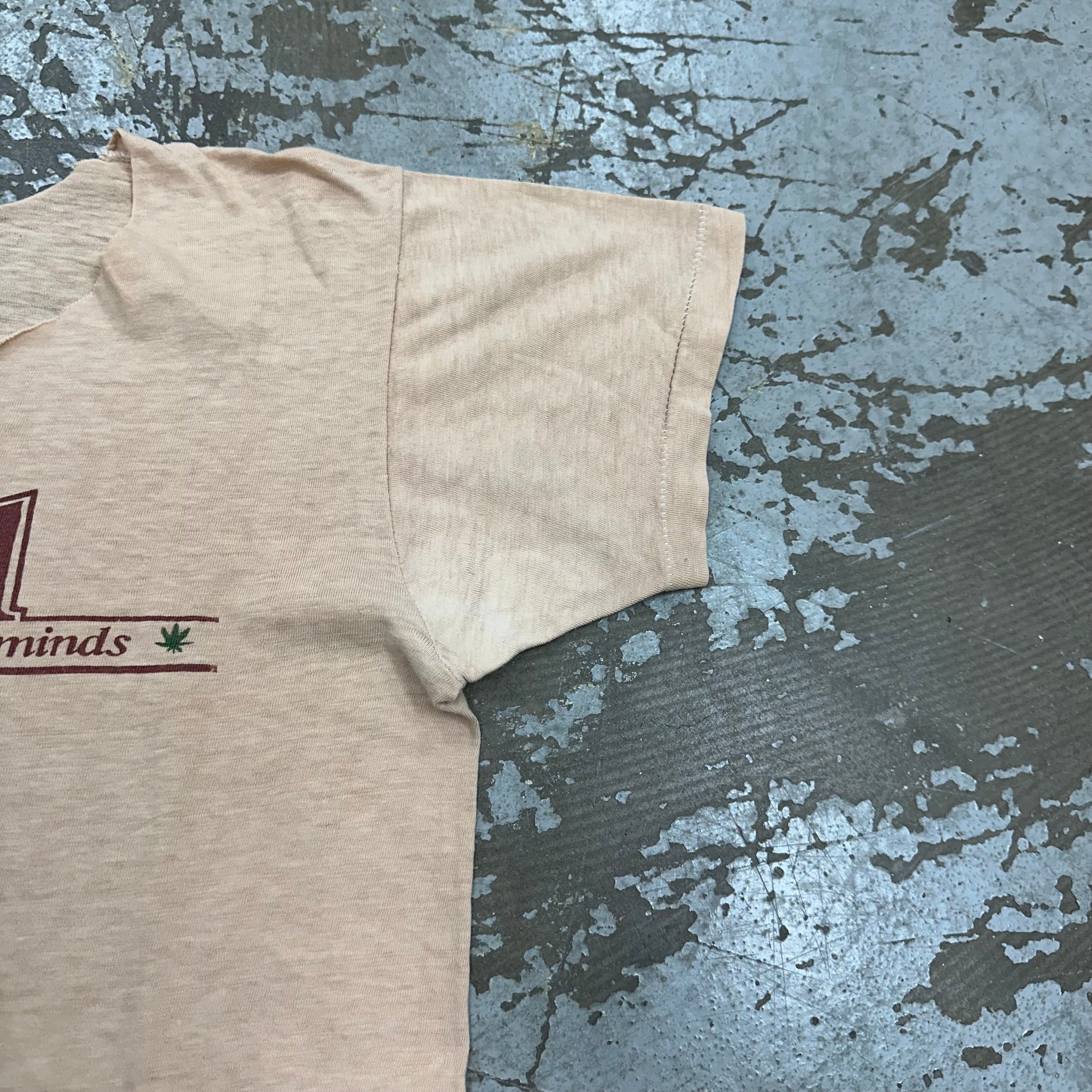 1970’s Head Magazine Weed Counter Culture T-Shirt Medium