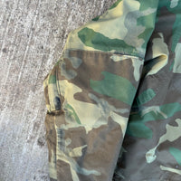 1990’s US Army ECWCS Woodland Camo Gore-Tex Parka Medium Long