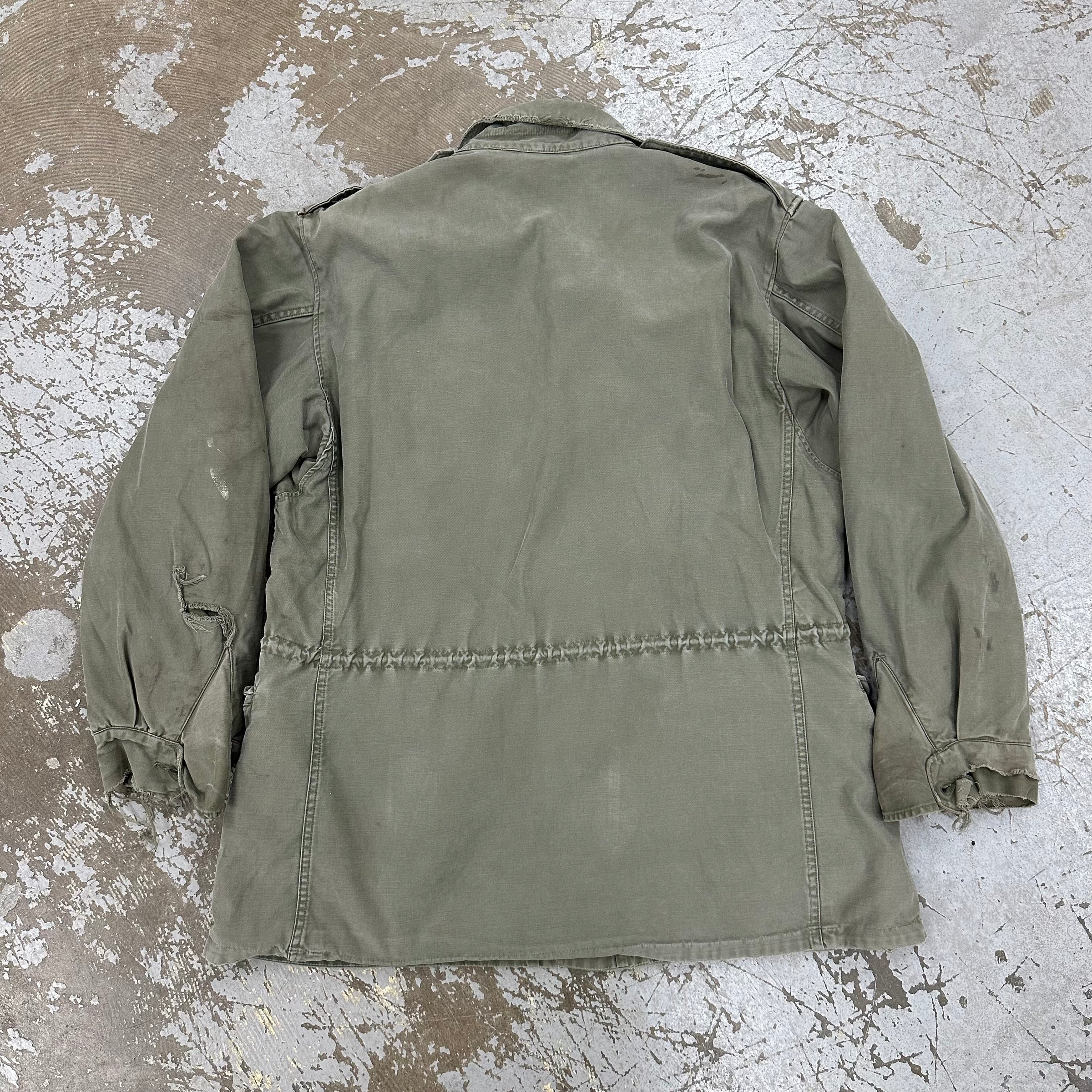 1940’s WWII Thrashed M-43 Field Jacket Size 42L