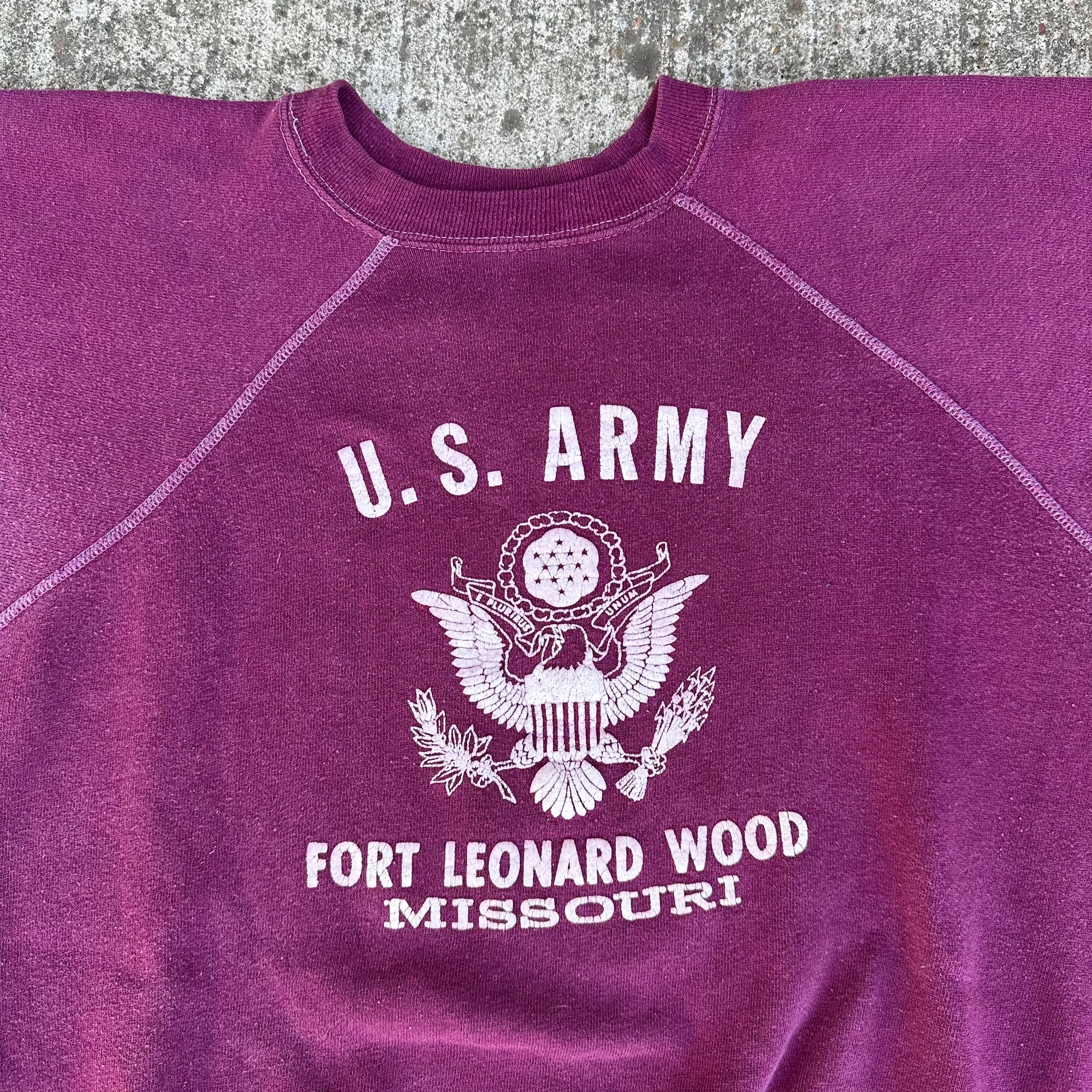 1960’s US Army Fort Leonard Wood Flock Print Short Sleeve Sweatshirt Large