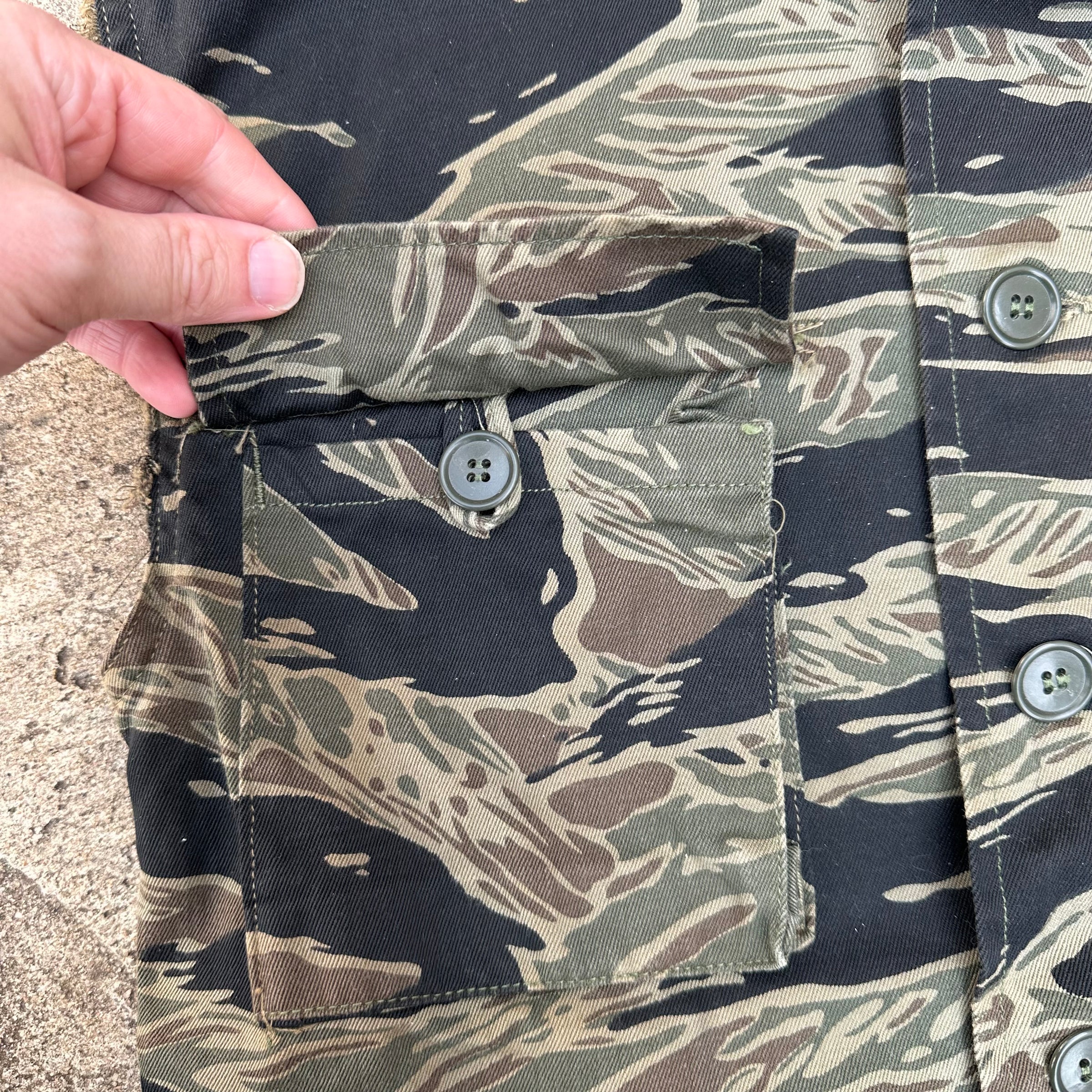 1960’s Vietnam War Silver Tiger Stripe Sleeveless Shirt Size A-M