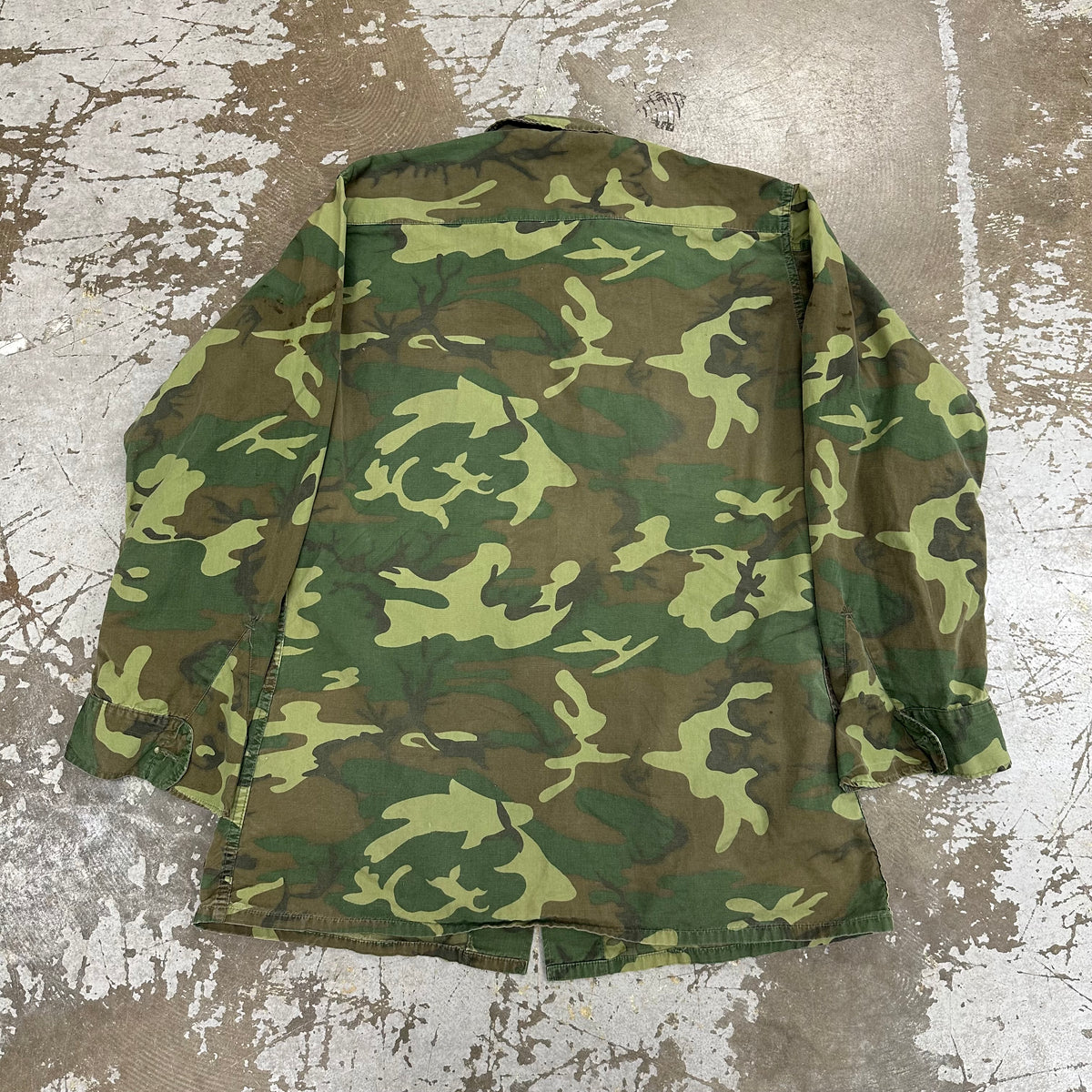 1960’s Vietnam War Poplin ERDL Camo Jungle Jacket Medium Long