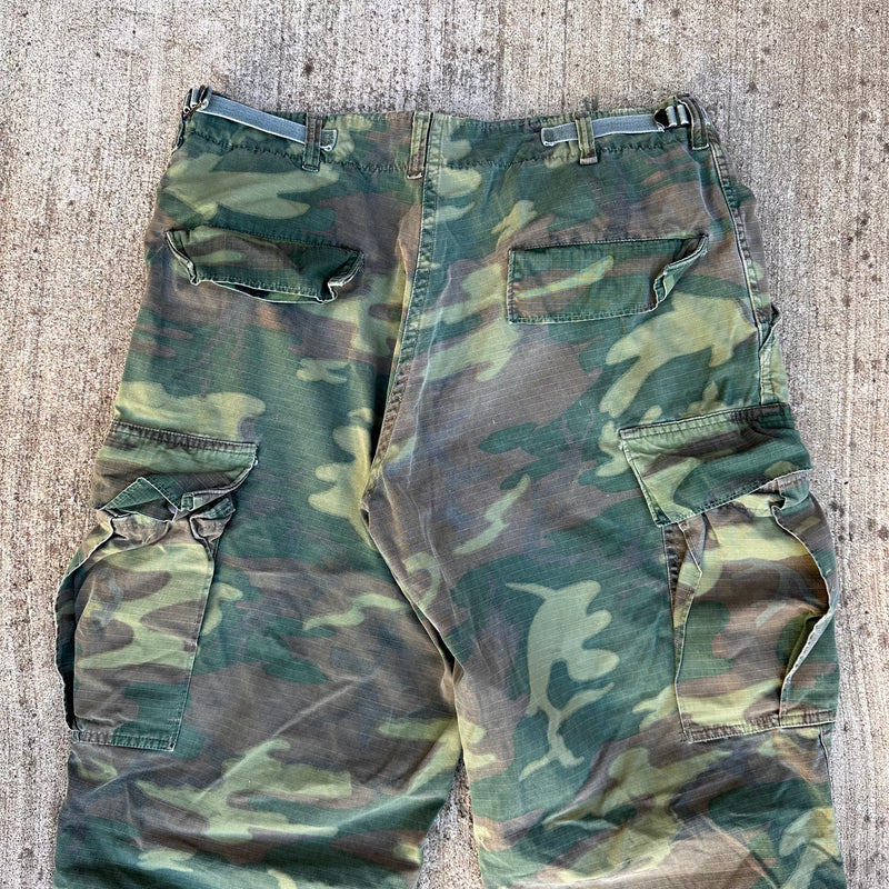 1970’s Vietnam War ERDL Camo Jungle Pants Medium Regular