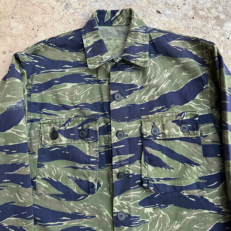 1960’s Vietnam War TO78 Okinawa Tiger Stripe Camo Shirt A-L