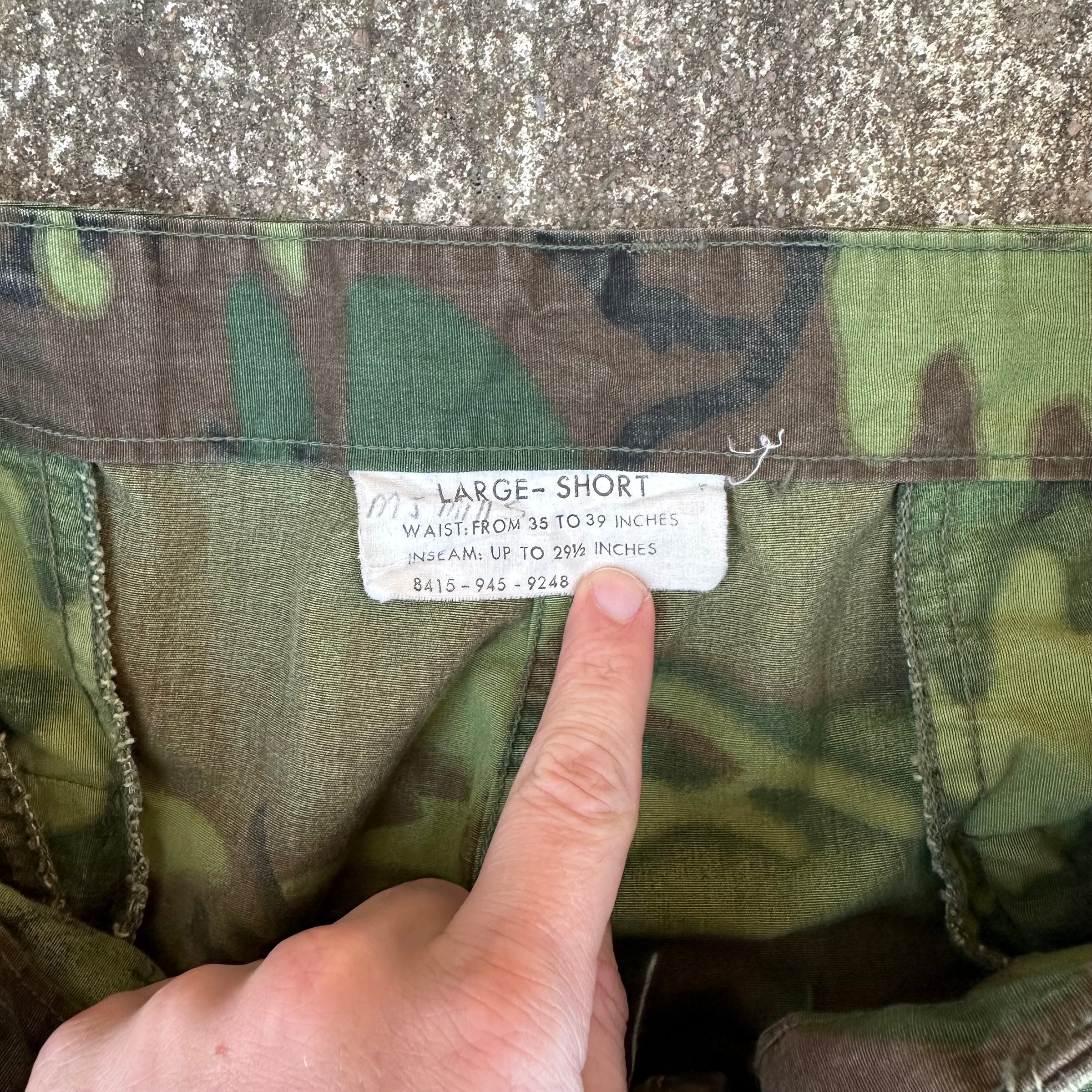 1960’s Vietnam War Poplin ERDL Camo Jungle Pants Large Short