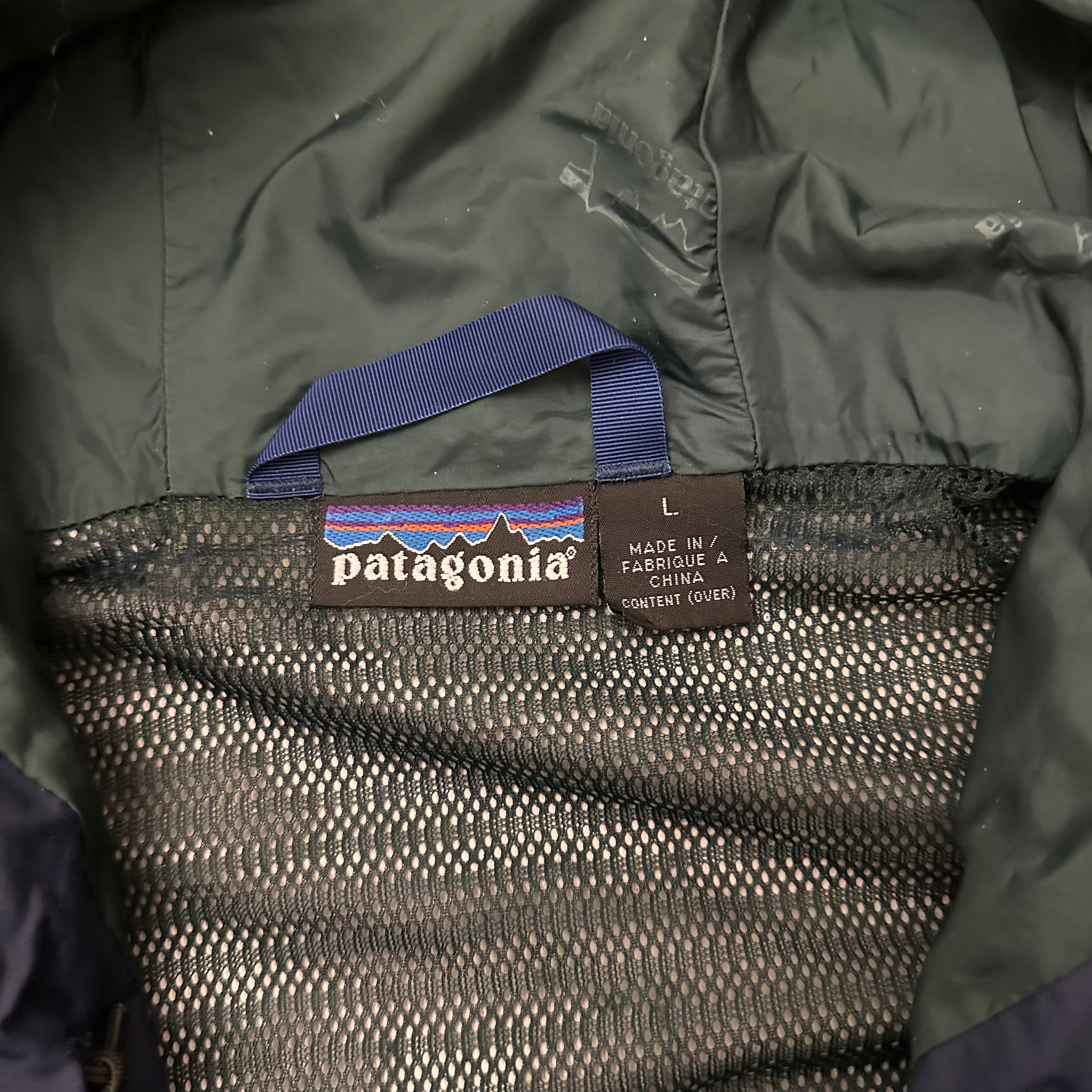 2000’s Patagonia SST Fly Fishing Jacket Large