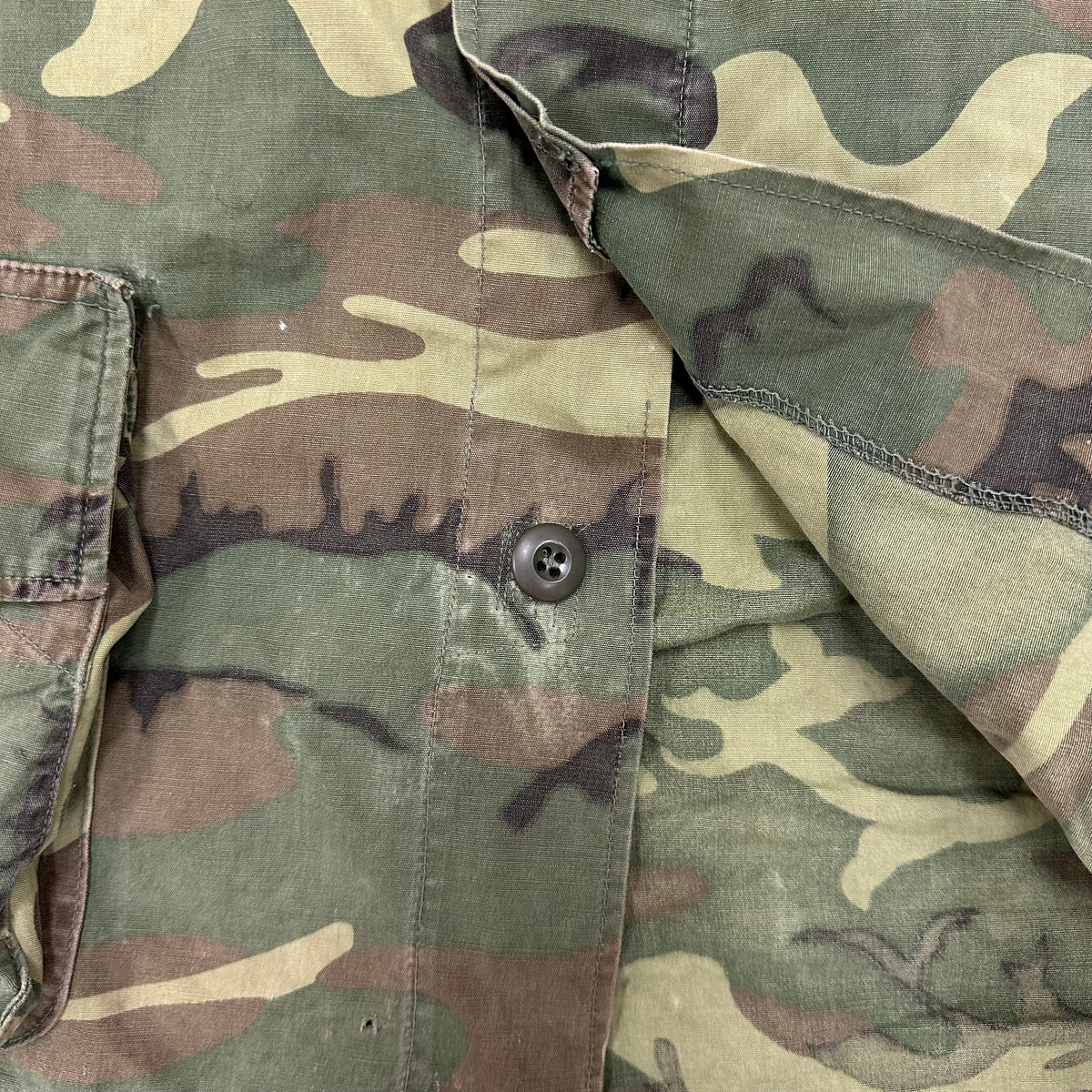 1960’s Vietnam War Poplin ERDL Camo Jungle Jacket Medium Regular