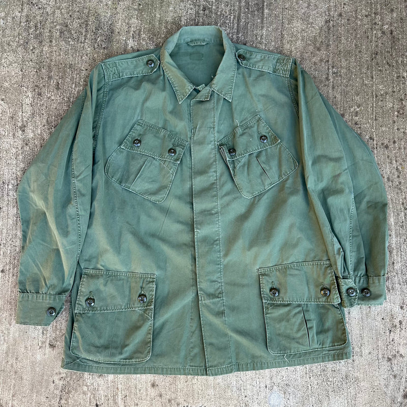 1960’s Vietnam War First Pattern Jungle Jacket Large Regular
