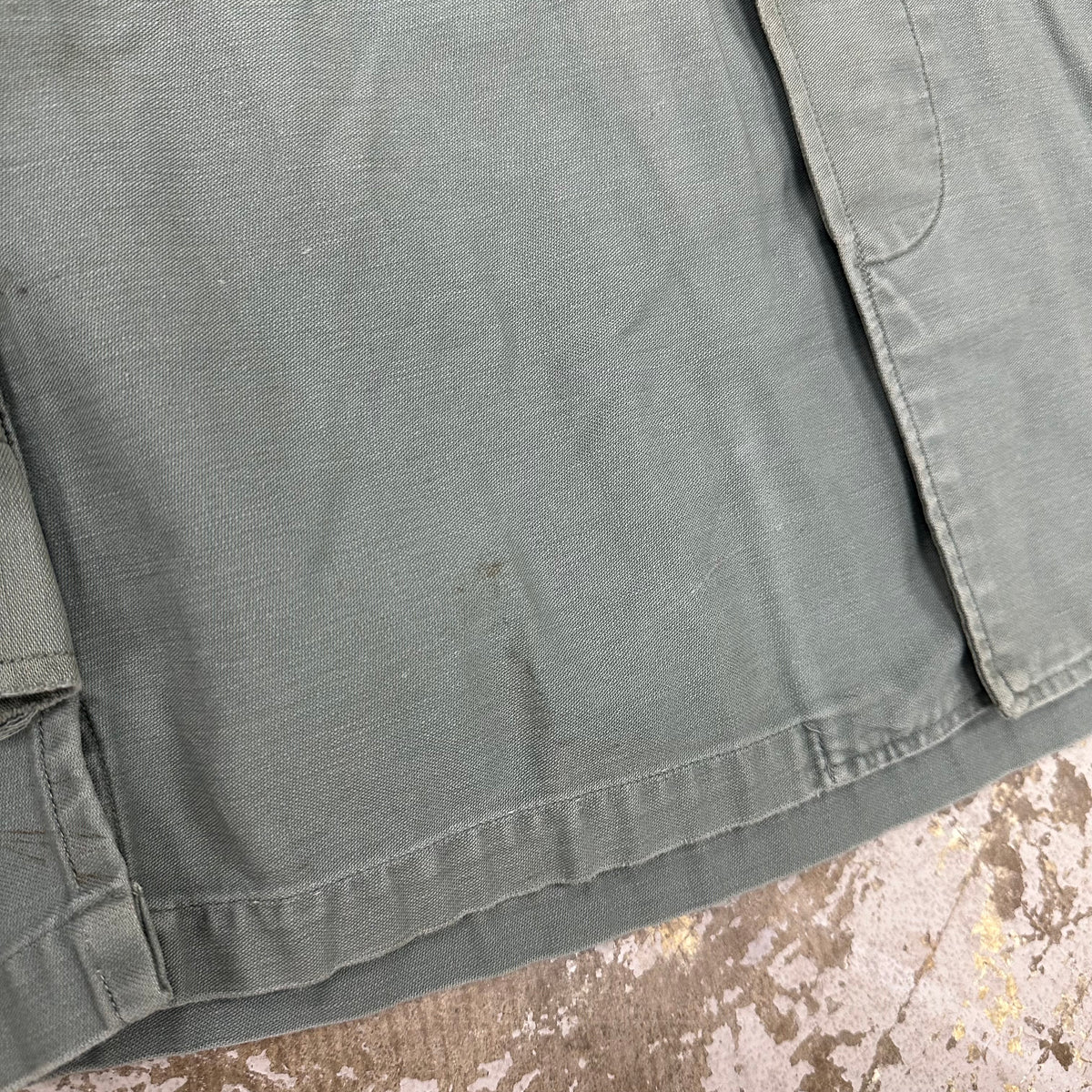 1960’s USAF Sage Green Utility Shirt Small