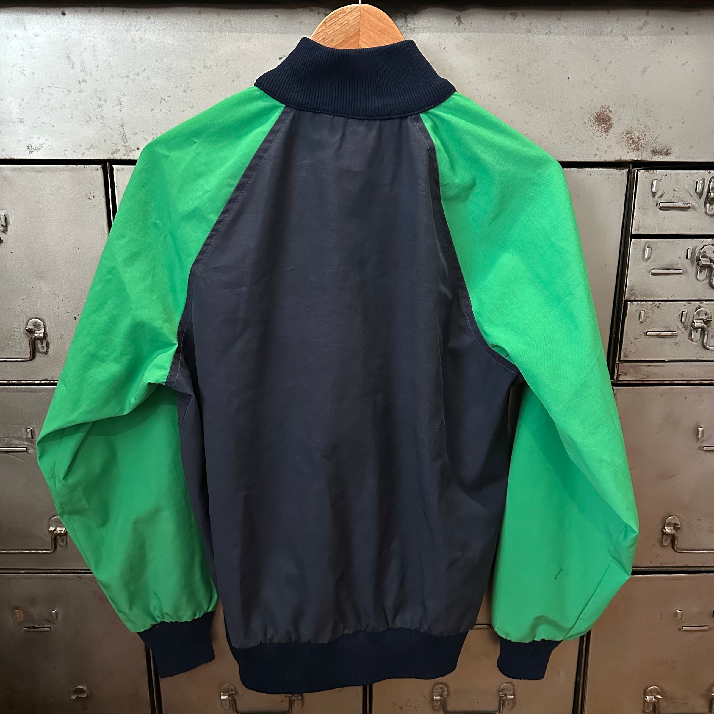 1970’s/80’s Deadstock Mother Karen’s Nylon Pullover Windbreaker Medium