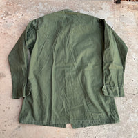 1960’s Vietnam War Patched Poplin Jungle Jacket Large Long