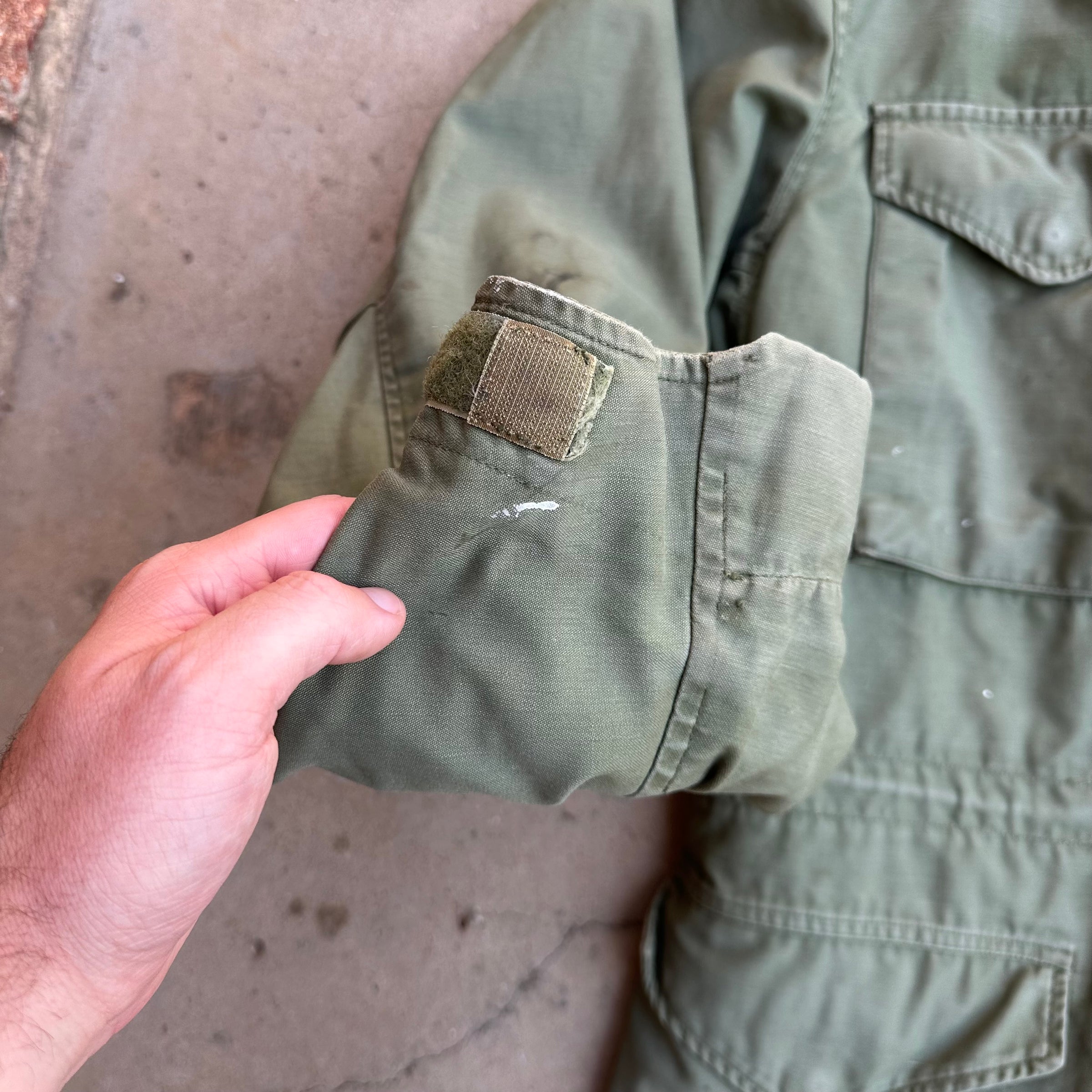 1960’s Vietnam War First Pattern M-65 Field Jacket Medium Regular