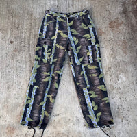 1980’s/90’s Game Tracker Tree Cover Camo Hunting Pants 29” - 33” x 29”