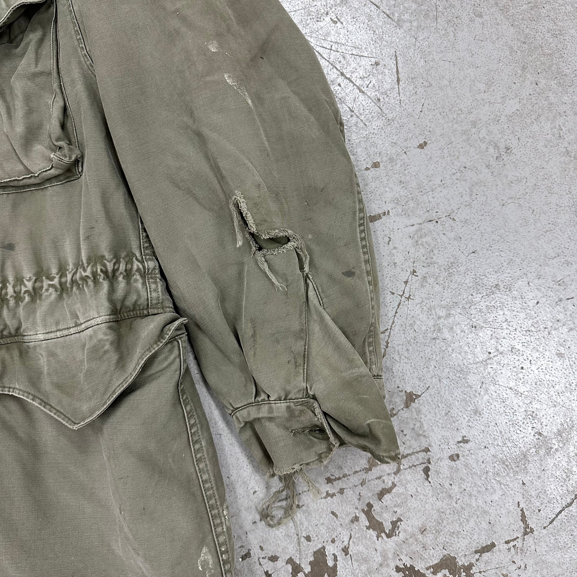 1940’s WWII Thrashed M-43 Field Jacket Size 42L