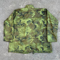 1960’s/70’s Vietnam War Tailor Made ERDL Camo Poncho Liner Jacket Large