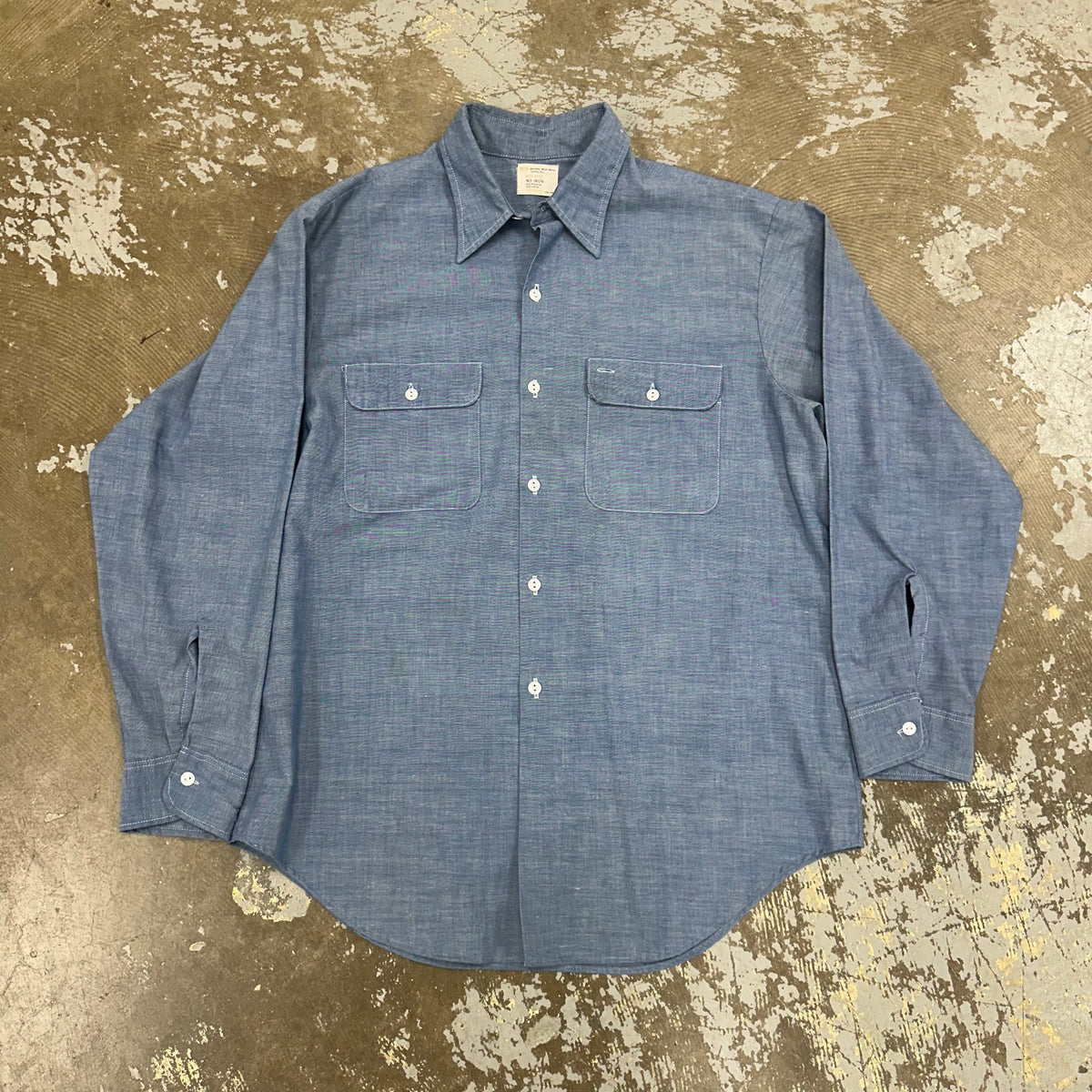 1970’s Seagull Painted Montgomery Ward Chambray Shirt Large