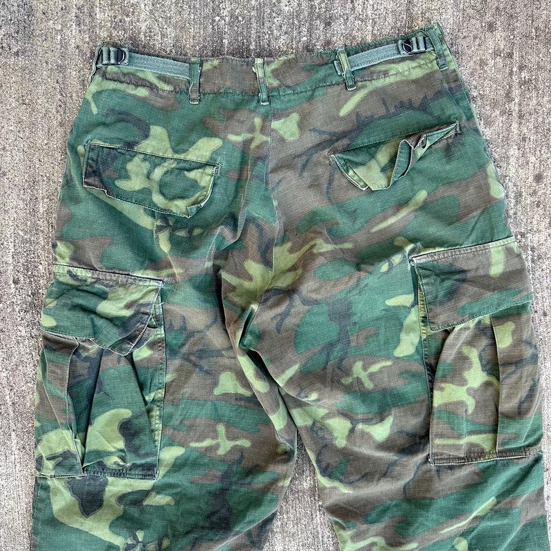1960’s Vietnam War ERDL Camo Jungle Pants Medium Regular