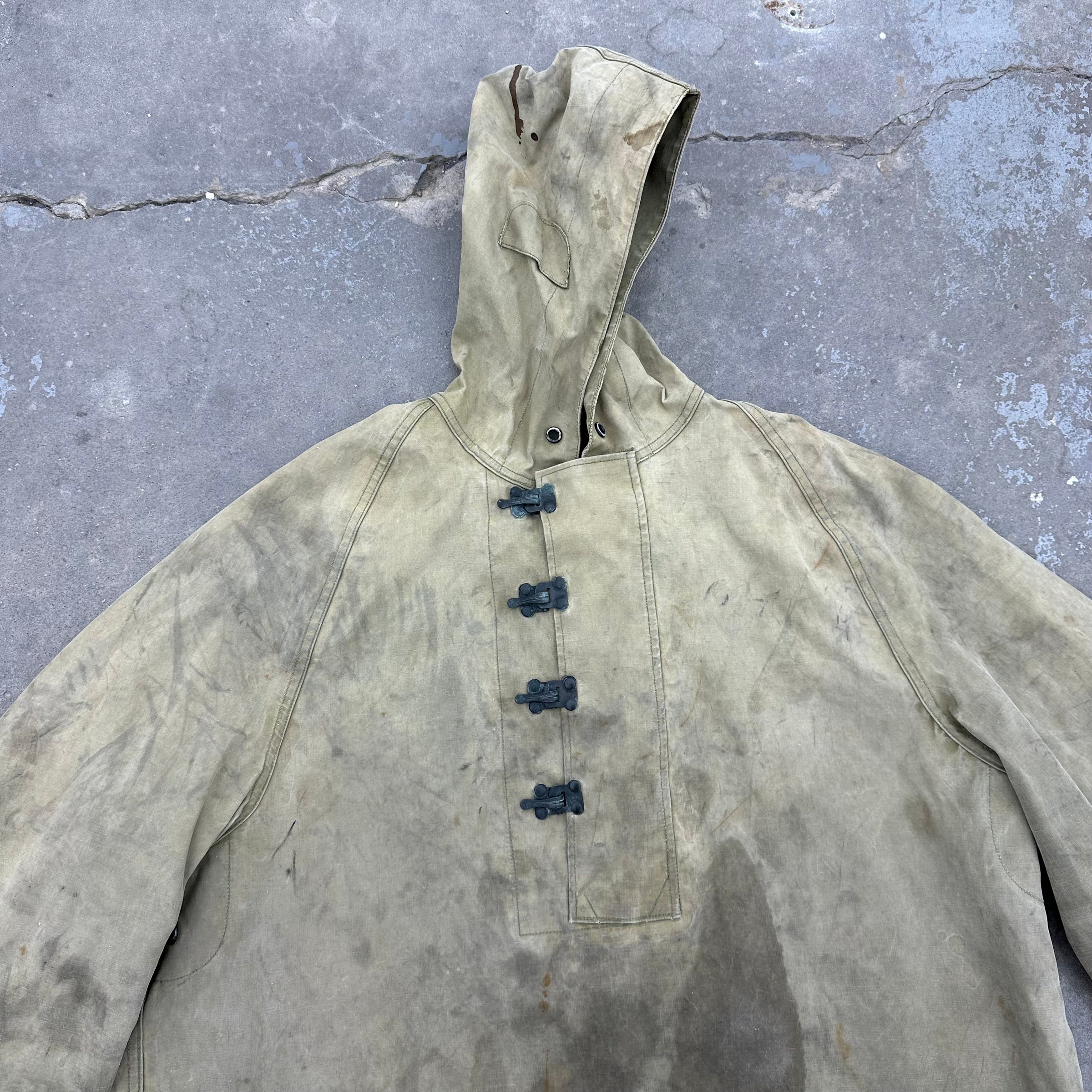 1940’s WWII USN Hook Clasp Foul Weather Parka 26” Chest