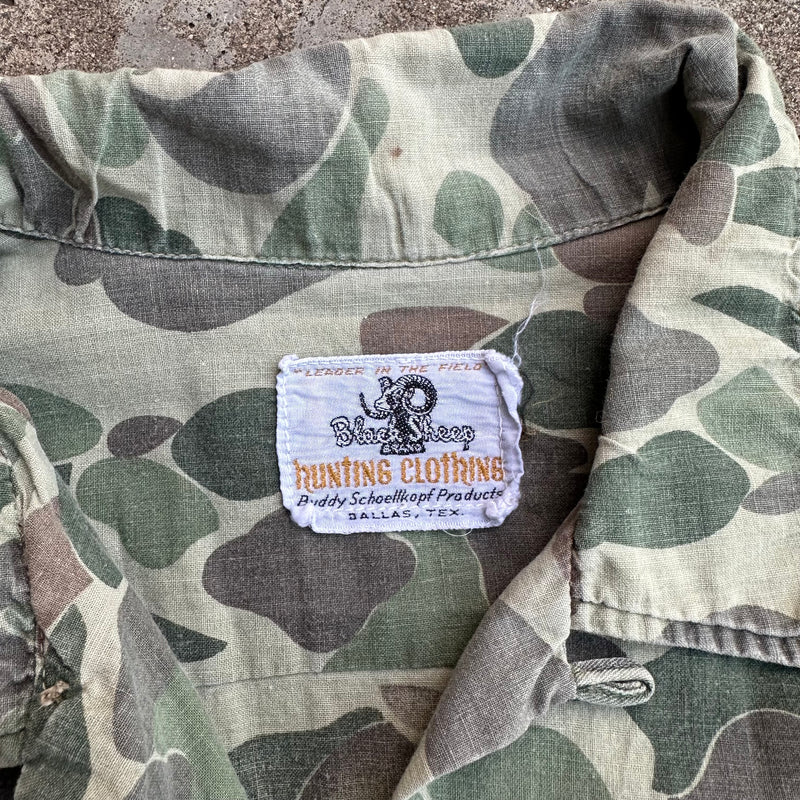 1960’s Black Sheep Hunting Camo Loop Collar Shirt Large